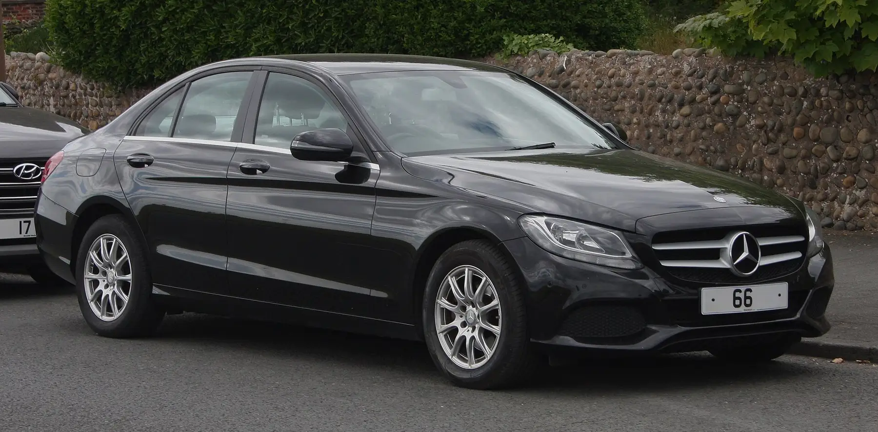 Mercedes-Benz C-Class C200 · 2018 — exterior