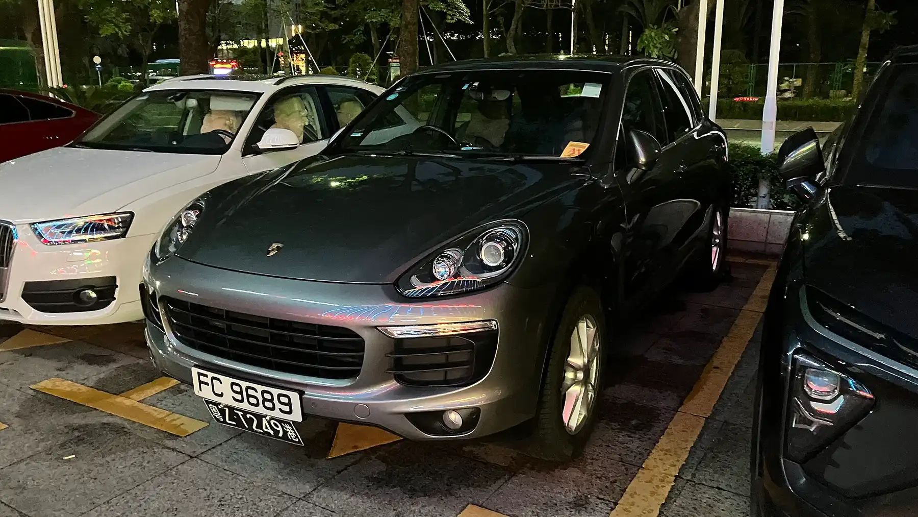 Porsche Cayenne · 2019 — exterior