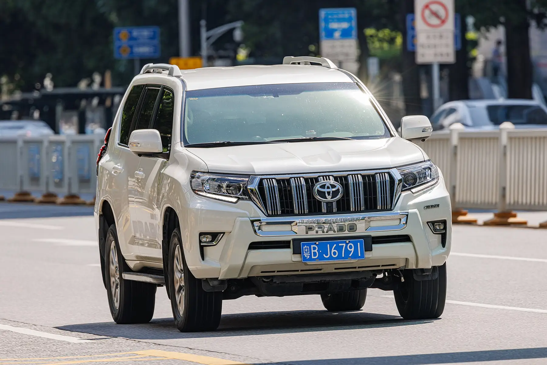 Toyota Prado TX · 2016 — exterior
