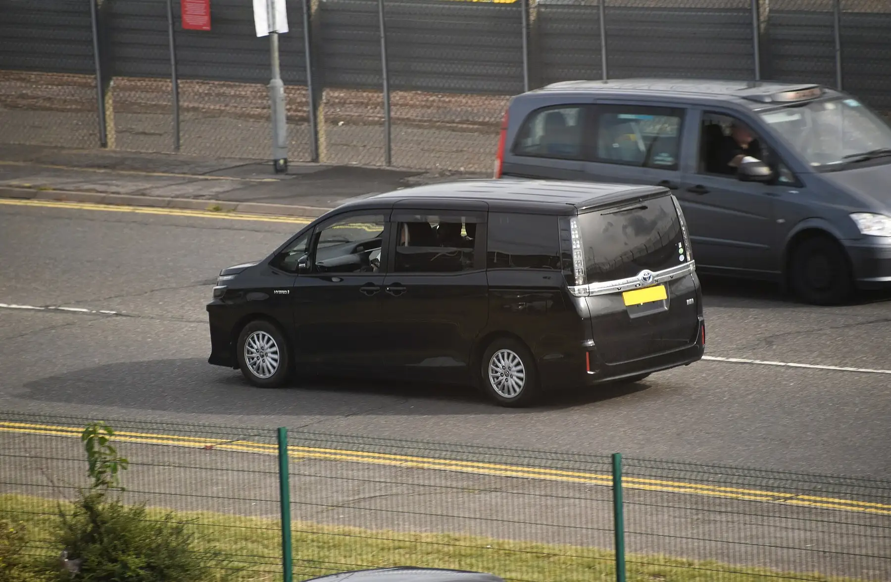 Toyota Voxy · 2019